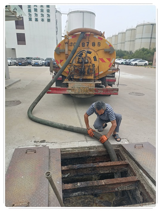 八步隔油池清掏