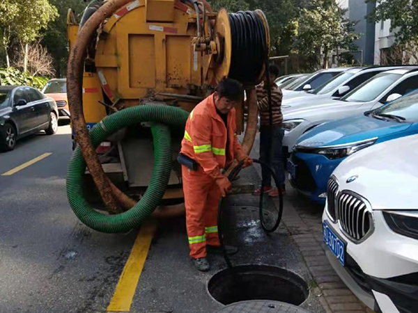 八步排污管道清淤